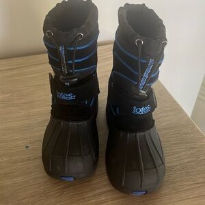 totes Black and Blue Kids Rain & Snow Boots